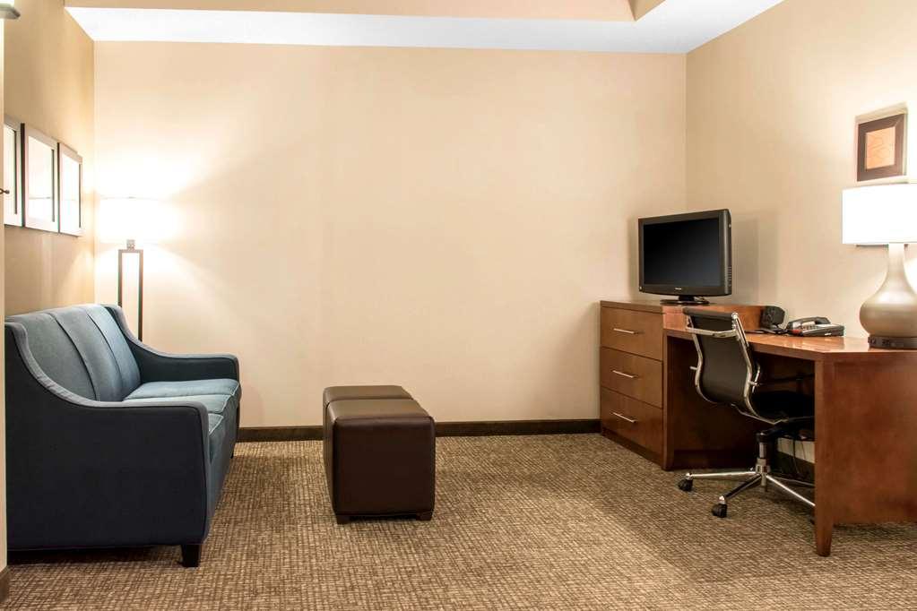 Hotel Comfort Near Montage Mountain 3*